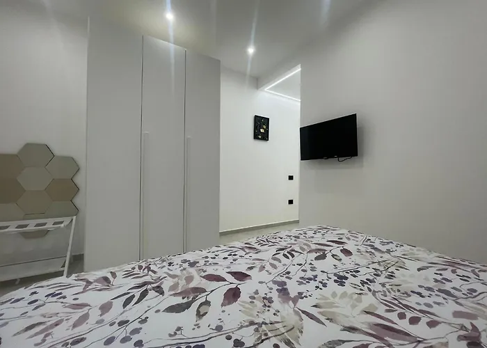 Oda ve Kahvaltı Sabo