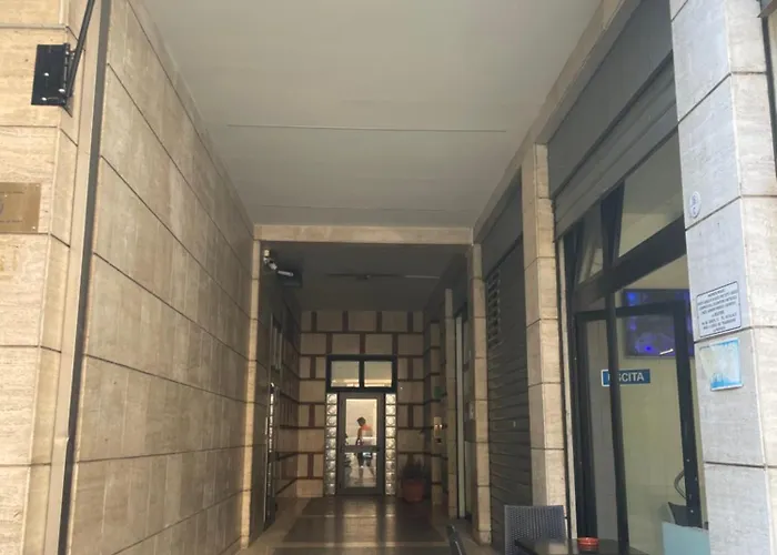 Sabo Oda ve Kahvaltı Bolonya